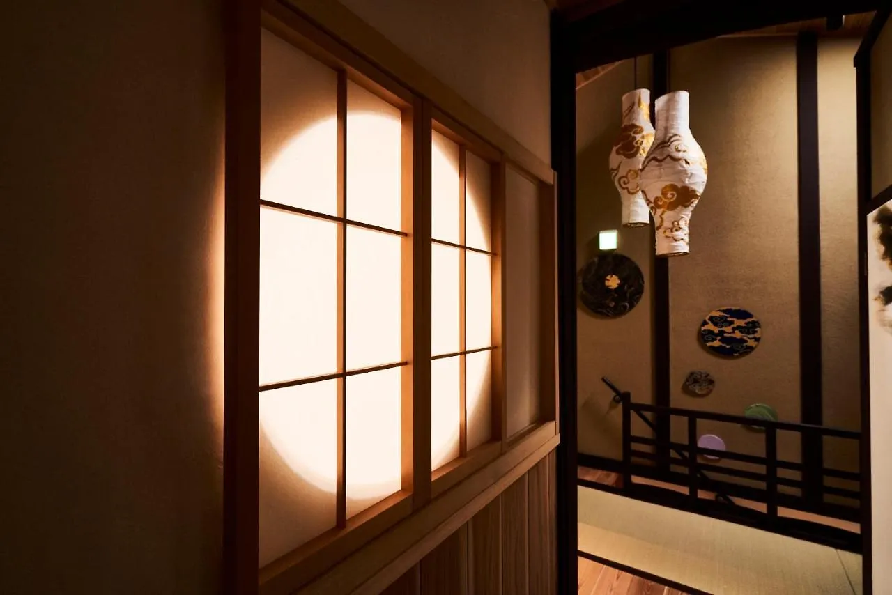 Shin Nijo Castle Villa Kyoto 0*,