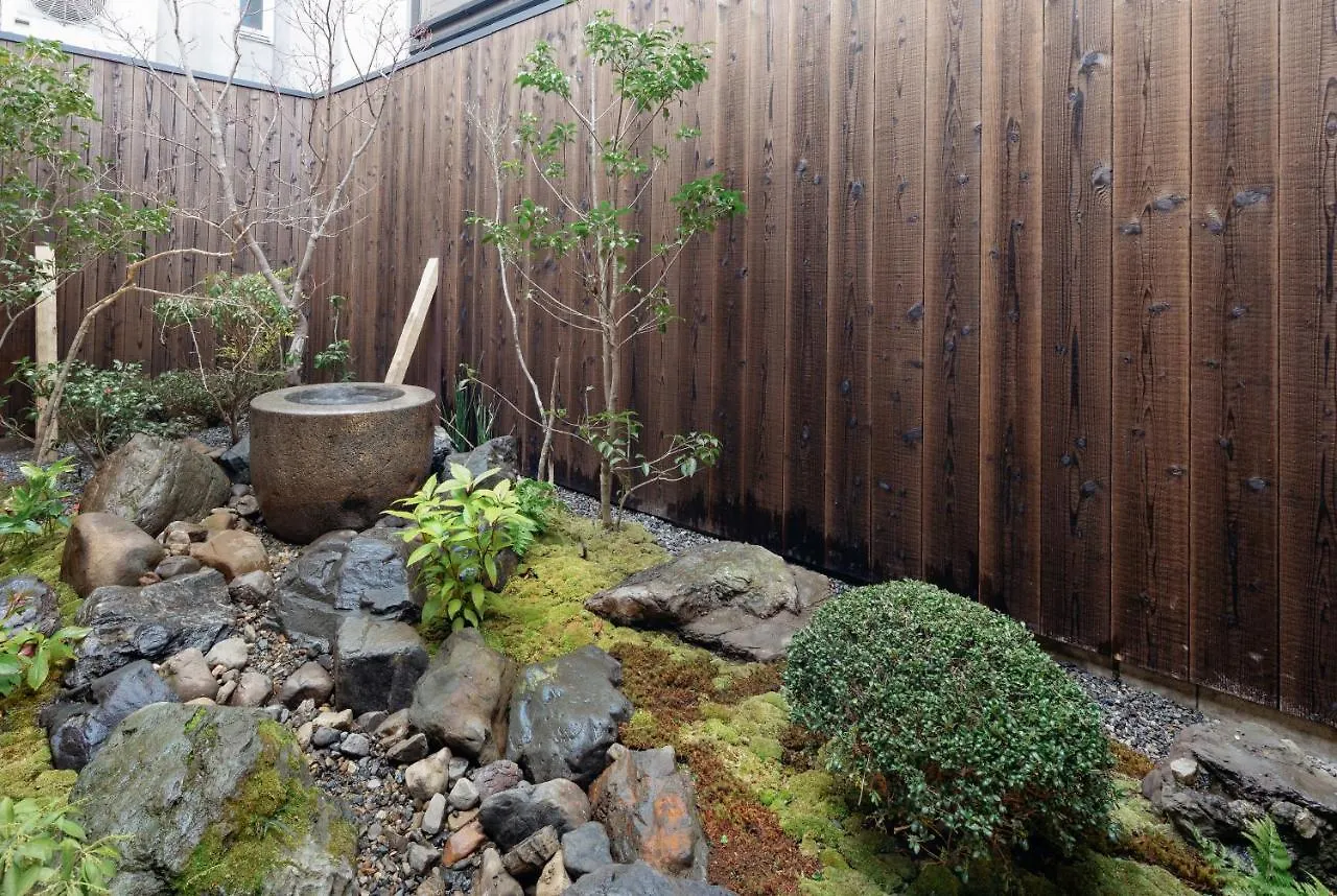 Shin Nijo Castle Villa Kyoto 0*,