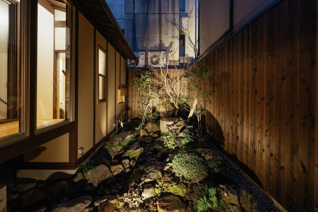 Shin Nijo Castle Villa Kyoto 0*,  Japan